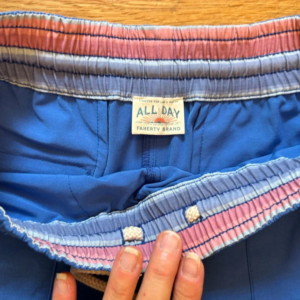 Faherty All Day Shorts Men's Small Blue Drawstring Outdoor Casual Performance
